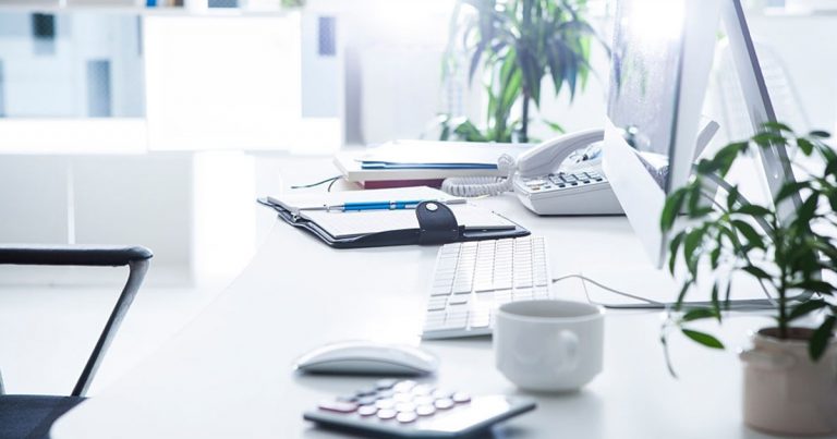 El trabajo de una agencia de marketing se orienta a la aplicación de estrategias publicitarias en medios digitales.